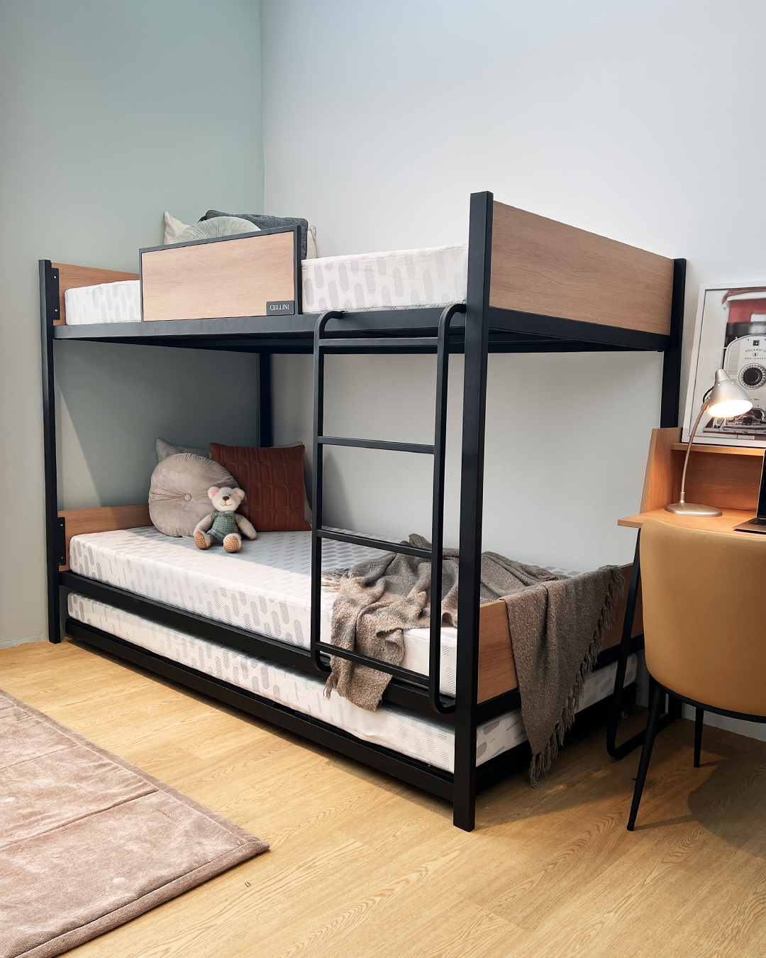 Tempat Tidur Susun dengan Extra Bed Tarik – Hemat Tempat, Nyaman Maksimal IDR 8.800.000