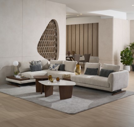 GRATIS Tambahan Meja Tamu | Sofa kain evita dengan ukuran bentuk L yang besar, terdapat dua meja kayu cantik dan kokoh di bagian tengah dan di ujung sudut sofa