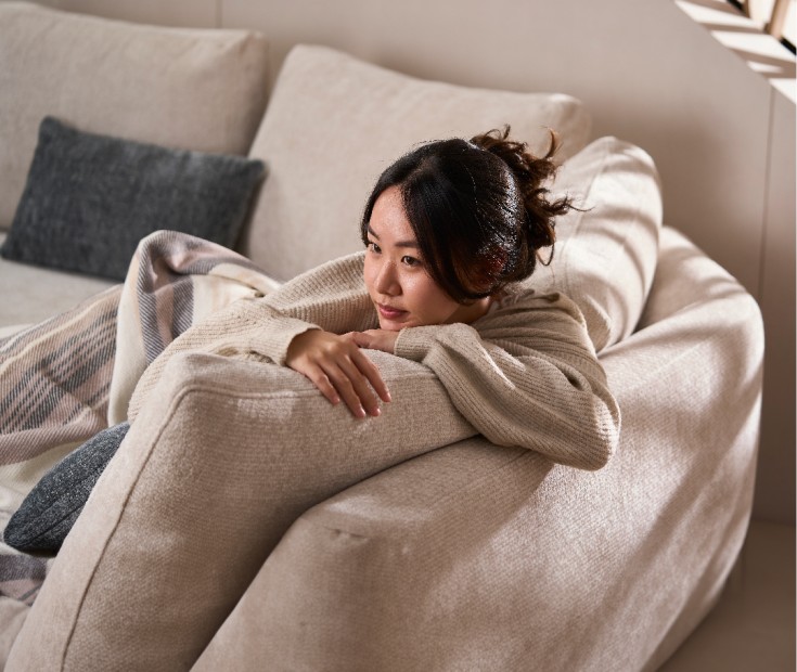 sofa kain bergaya japandi